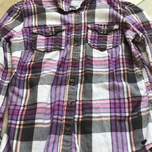 Flannel Aeropostale’s thin cover jacket